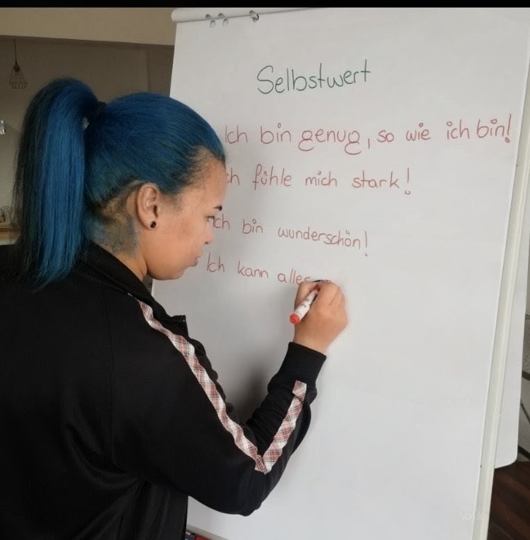 Begegnung und Austausch bei einem gemeinsamen Workshop